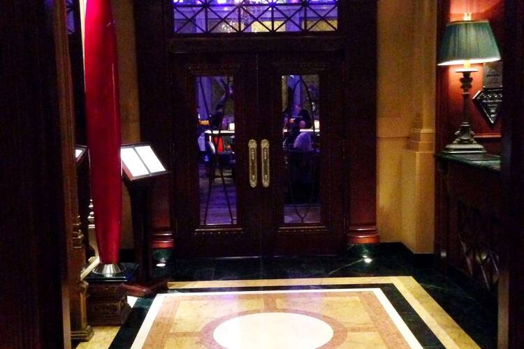 Xo Le Restaurant Old Montreal Montreal